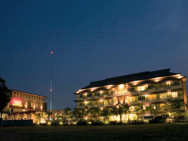 Narakul Resort Hotel Khon Kaen Eksteriør billede