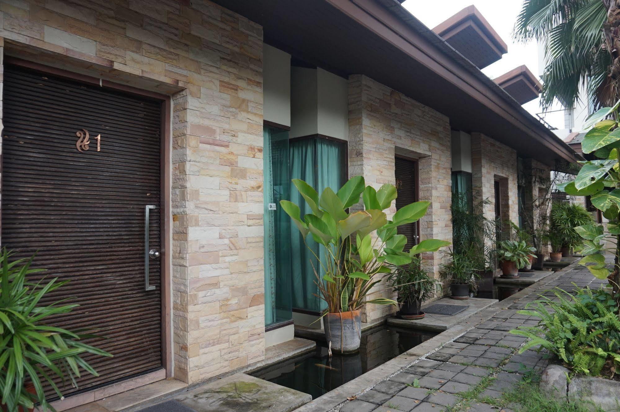 Narakul Resort Hotel Khon Kaen Eksteriør billede