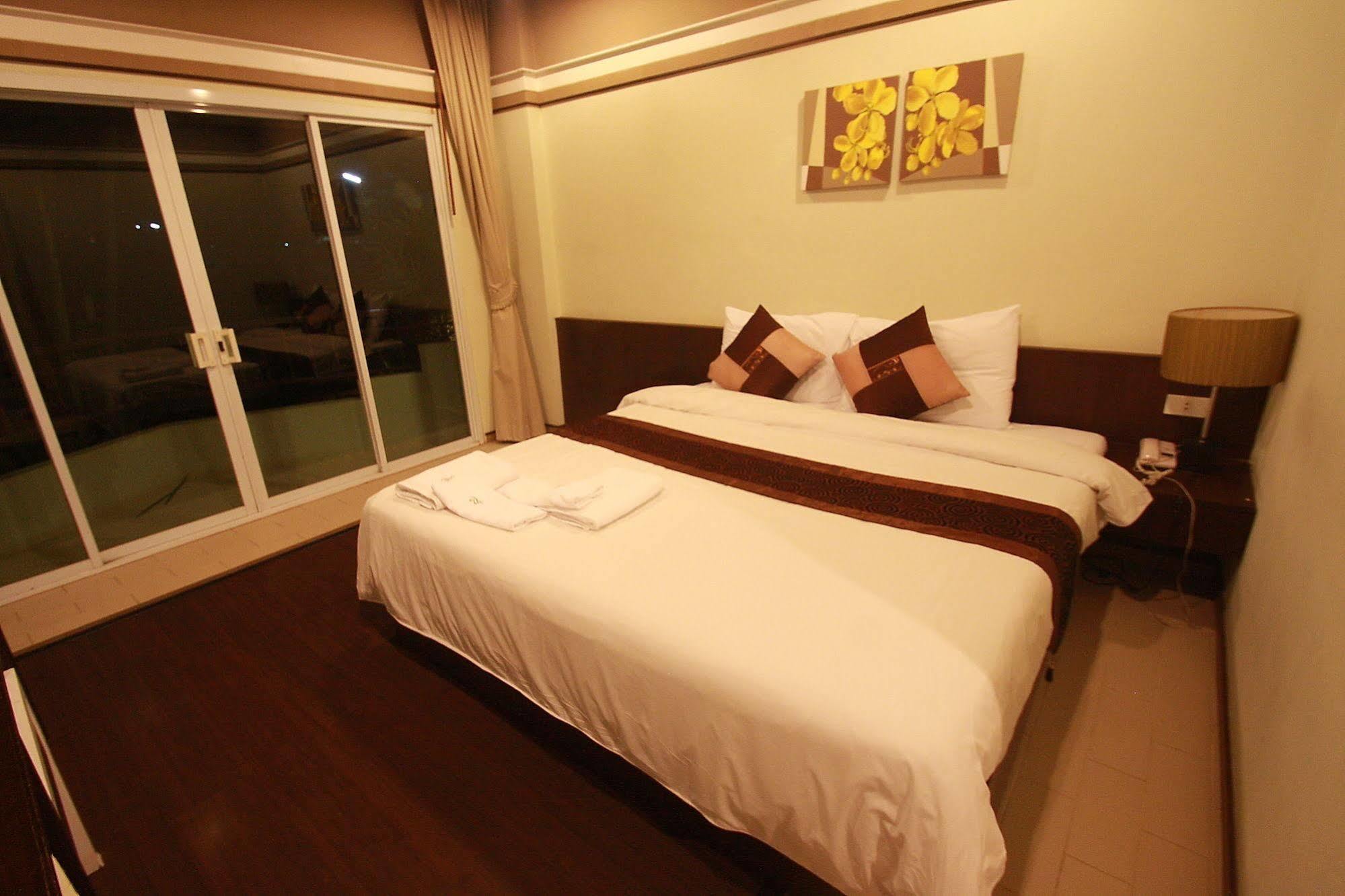 Narakul Resort Hotel Khon Kaen Eksteriør billede