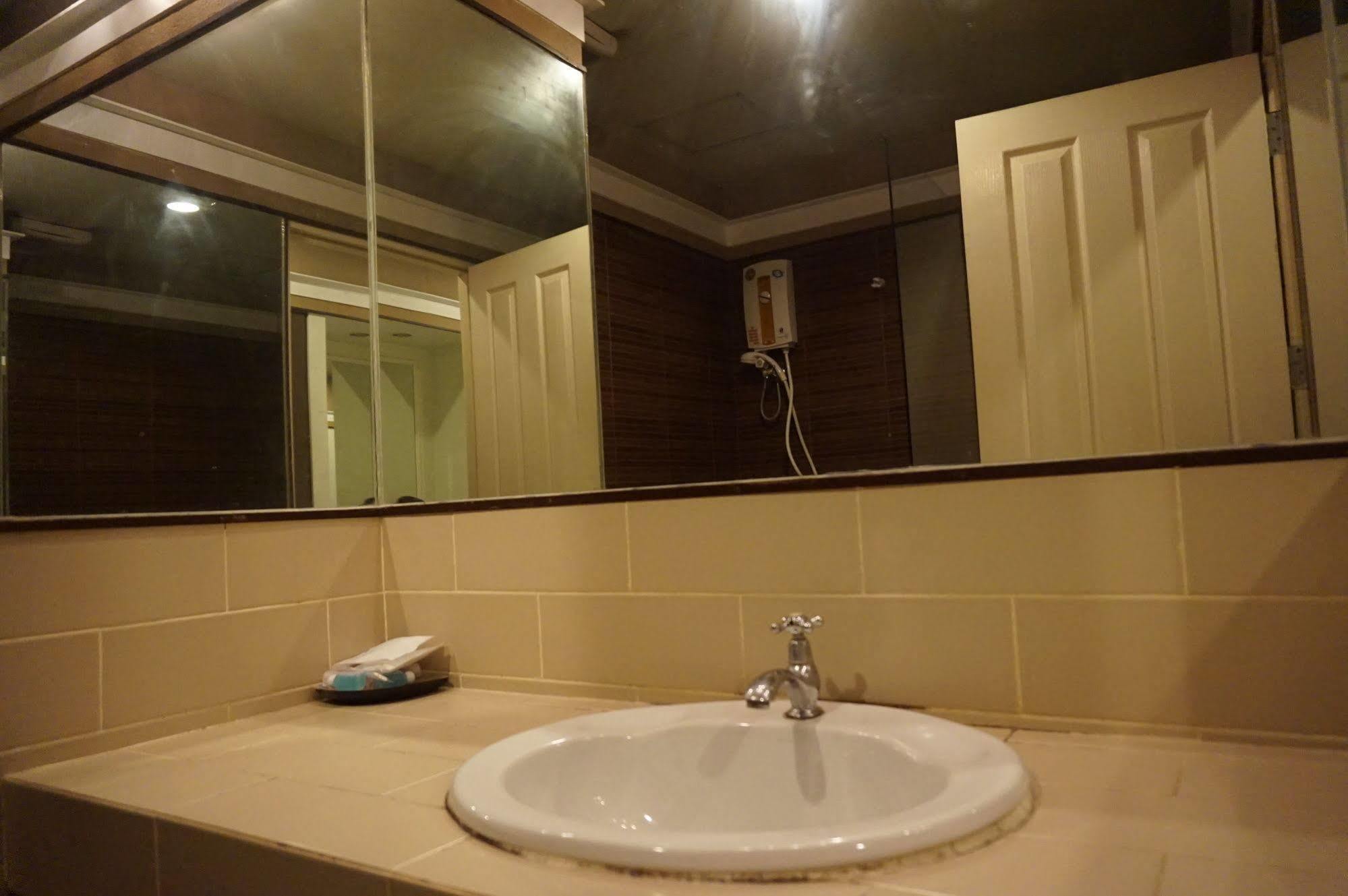 Narakul Resort Hotel Khon Kaen Eksteriør billede