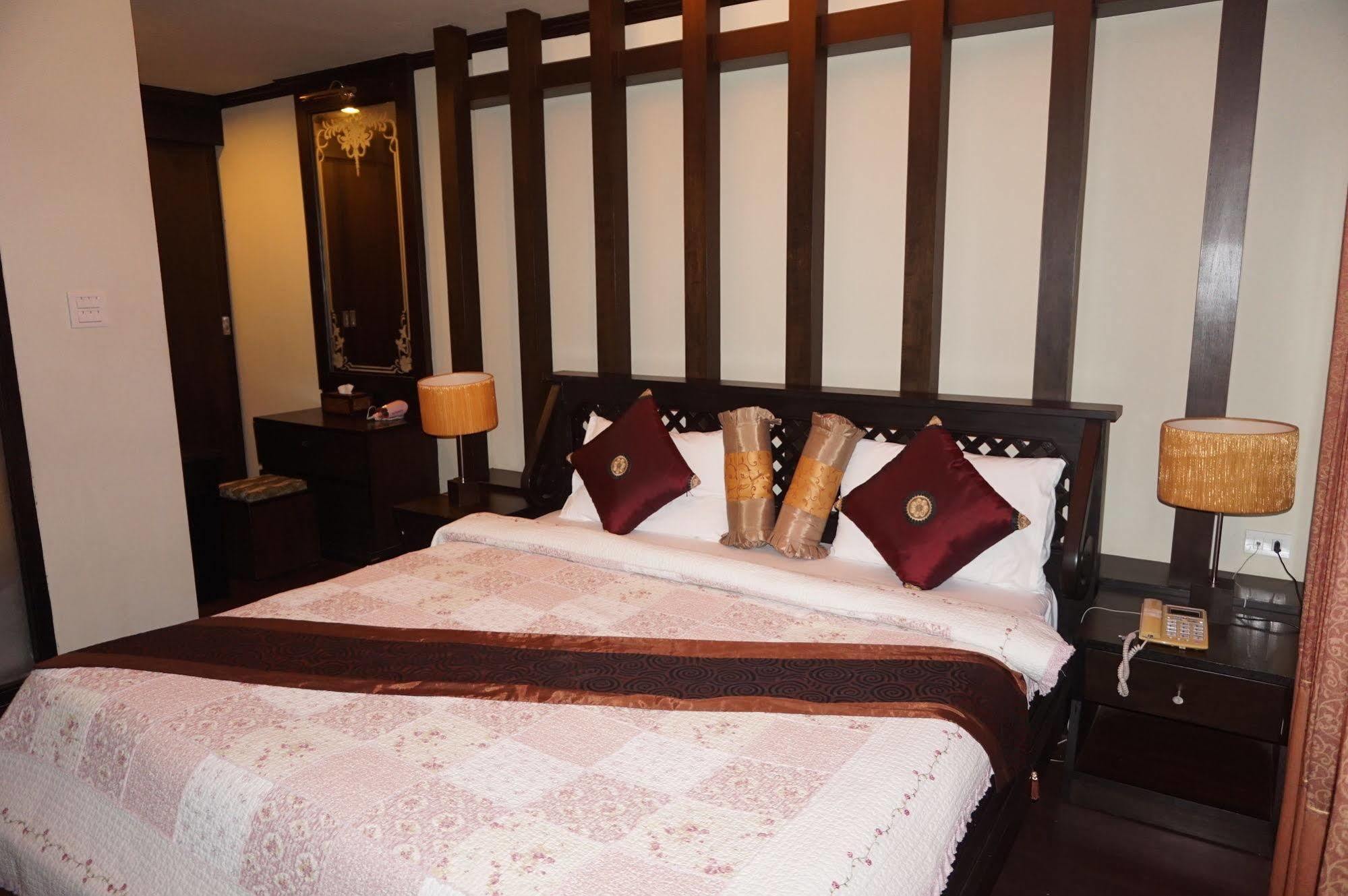 Narakul Resort Hotel Khon Kaen Eksteriør billede