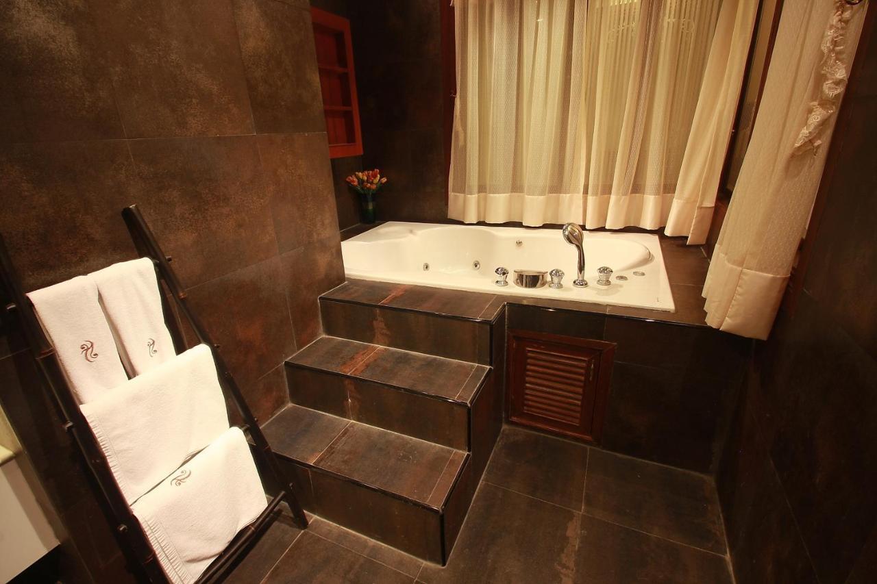 Narakul Resort Hotel Khon Kaen Eksteriør billede